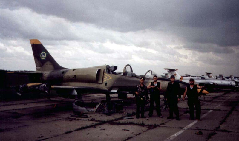800px-Chechen_L-39.png