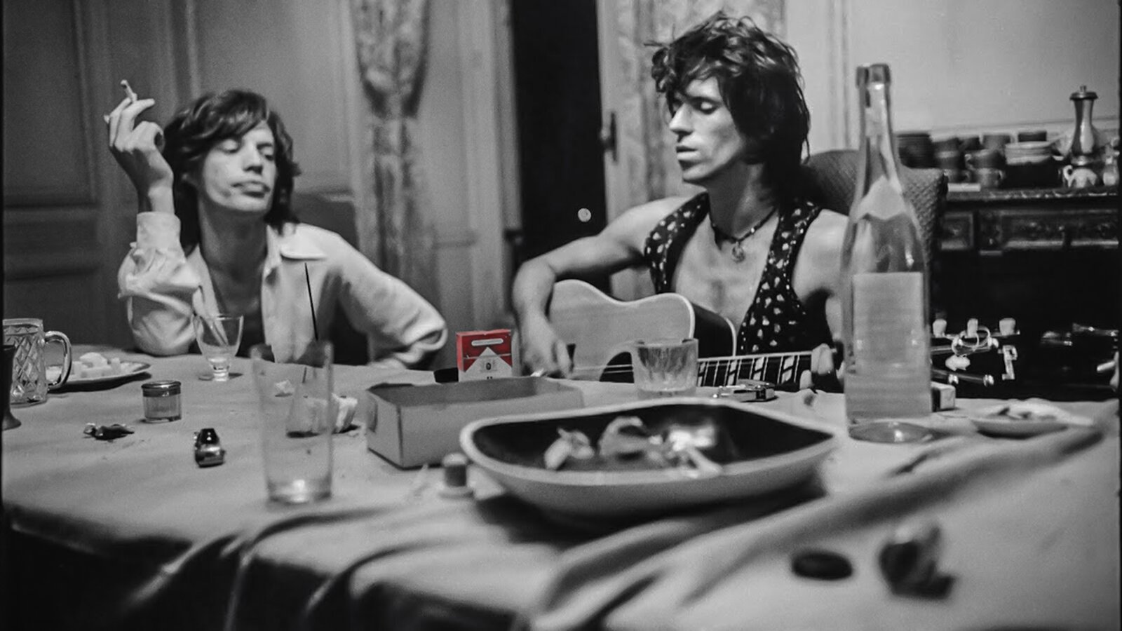 L-R Mick Jagger, Keith  Richards end Gram Parsons, Nellcote, France, 1972.Photo Dominique Tarl...jpg