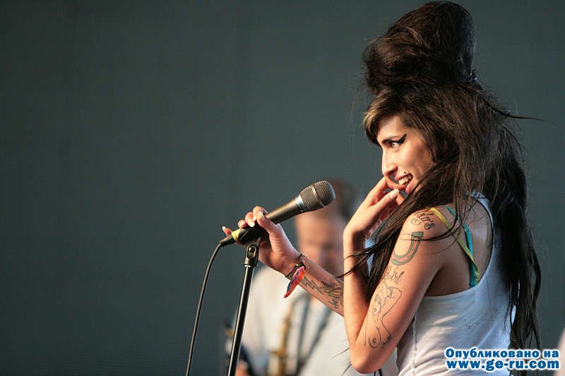 Morte-de-Amy-Winehouse.jpg