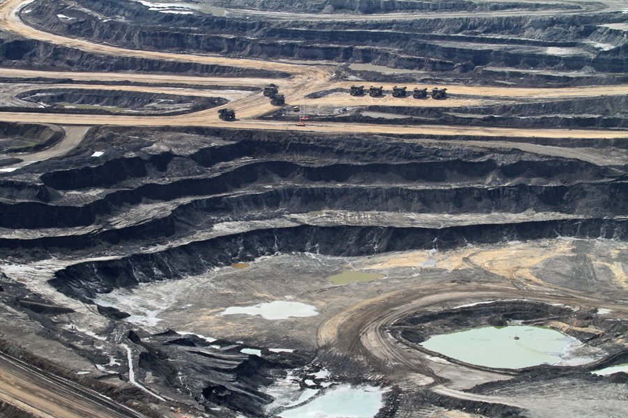 this-is-how-the-oil-sands-have-been-harvested-since-1967.jpg