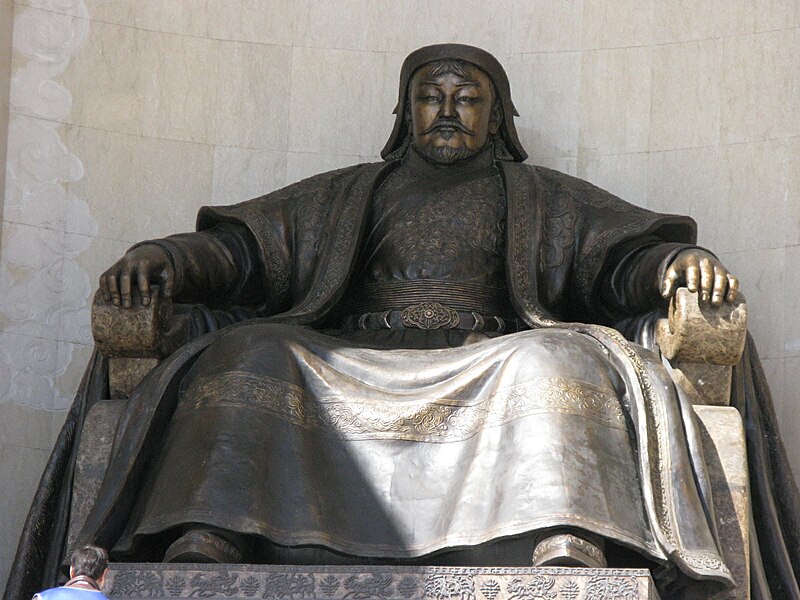 800px-Genghis_Khan_statue_UB_MGL.JPG