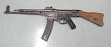 220px-Sturmgewehr_44.jpg